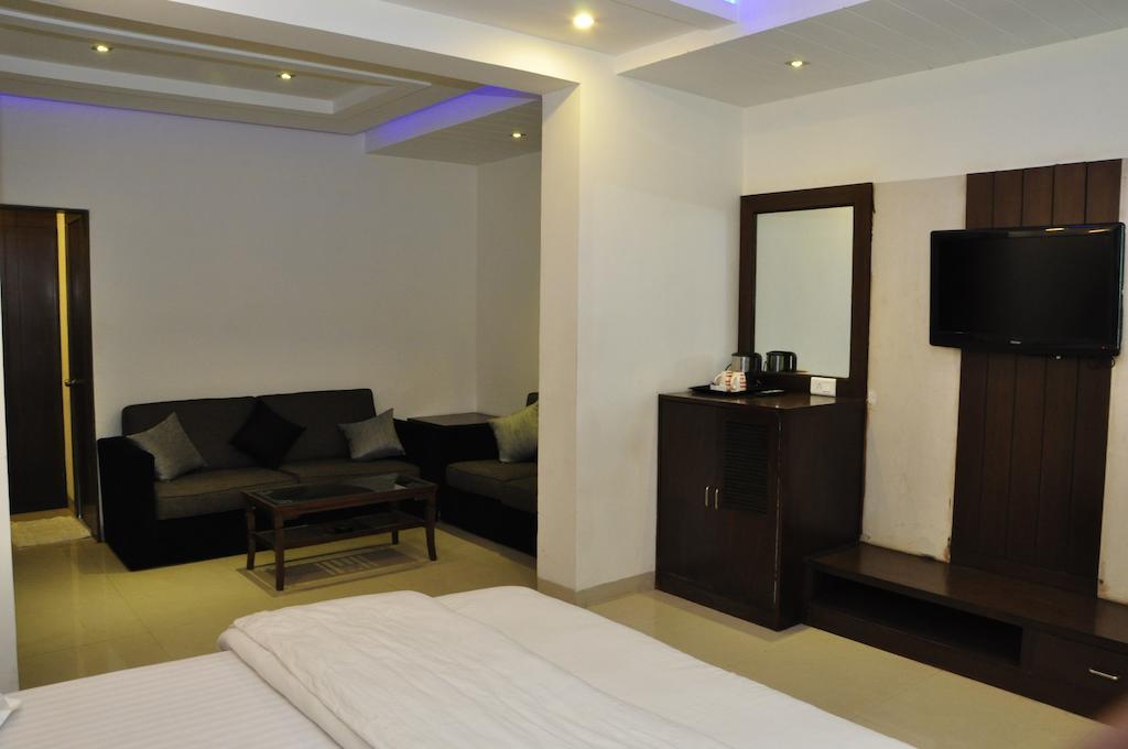 Hotel The Kamta Агра Екстер'єр фото