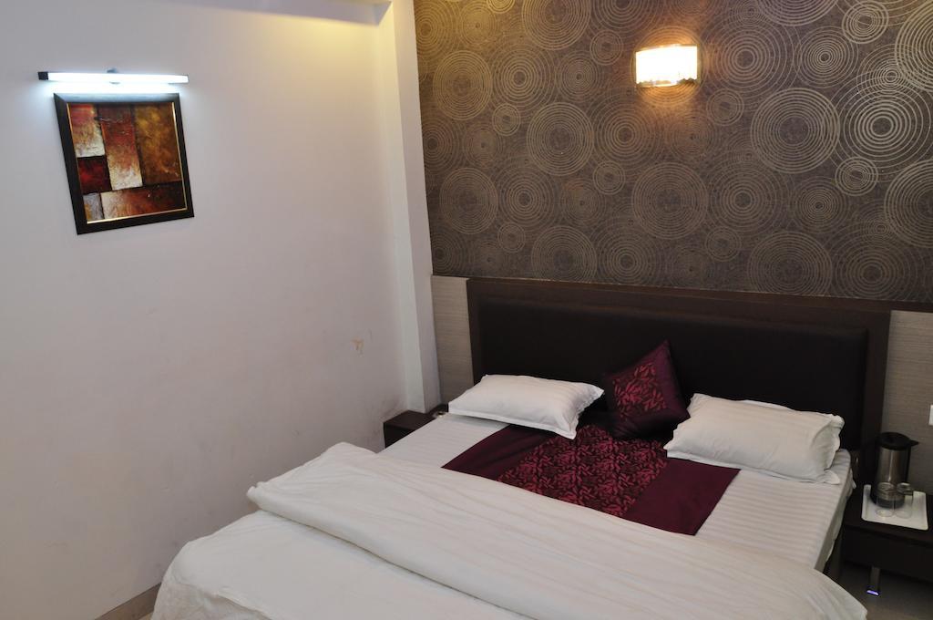 Hotel The Kamta Агра Екстер'єр фото